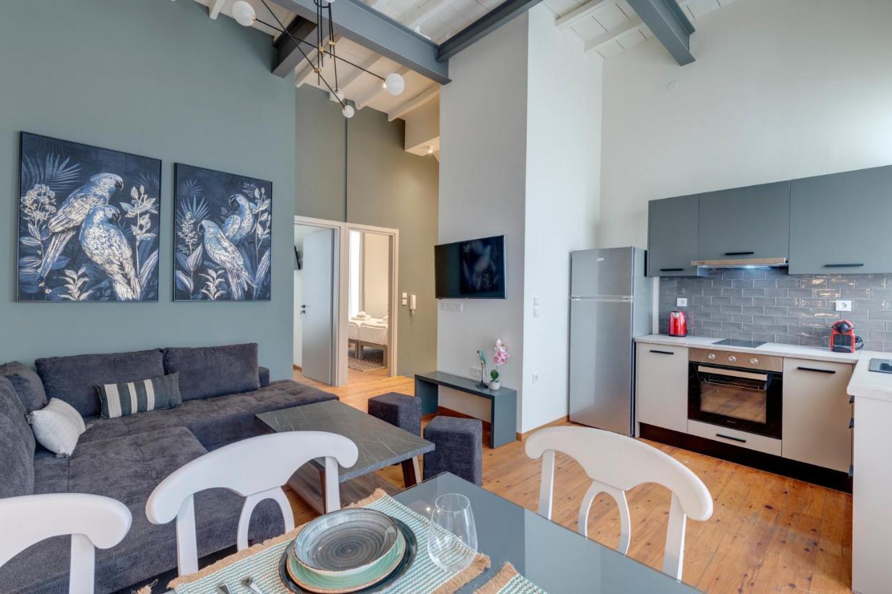 The Heart Of Syra - Your Home In Ermoupolis Экстерьер фото