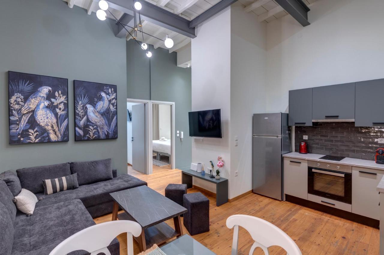 The Heart Of Syra - Your Home In Ermoupolis Экстерьер фото