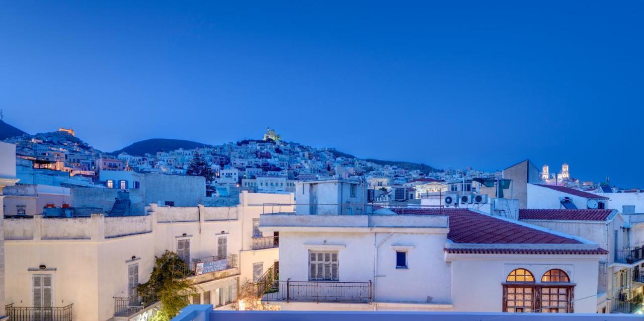 The Heart Of Syra - Your Home In Ermoupolis Экстерьер фото