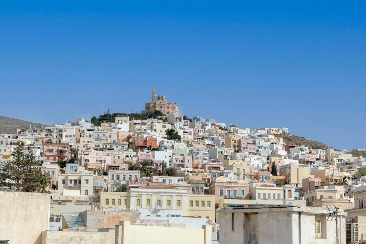 The Heart Of Syra - Your Home In Ermoupolis Экстерьер фото
