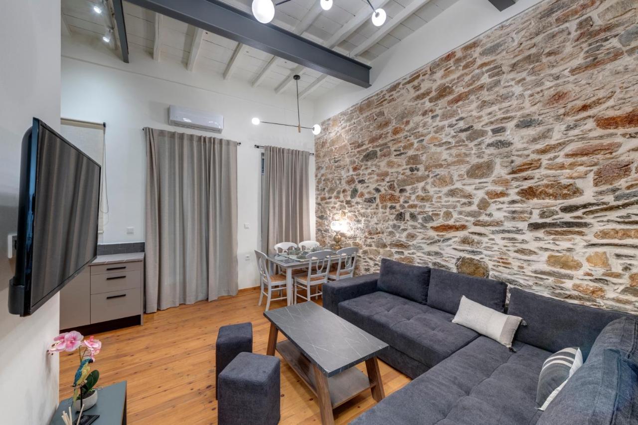The Heart Of Syra - Your Home In Ermoupolis Экстерьер фото