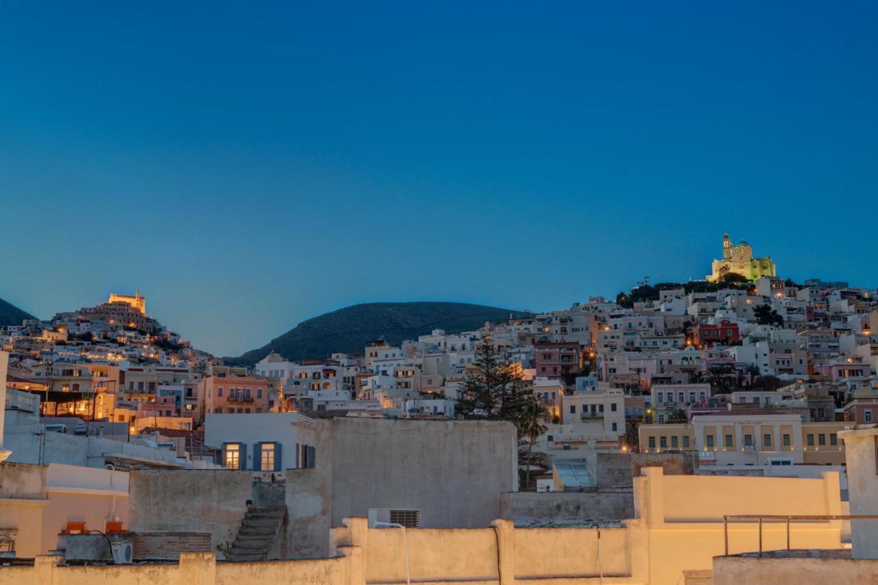 The Heart Of Syra - Your Home In Ermoupolis Экстерьер фото